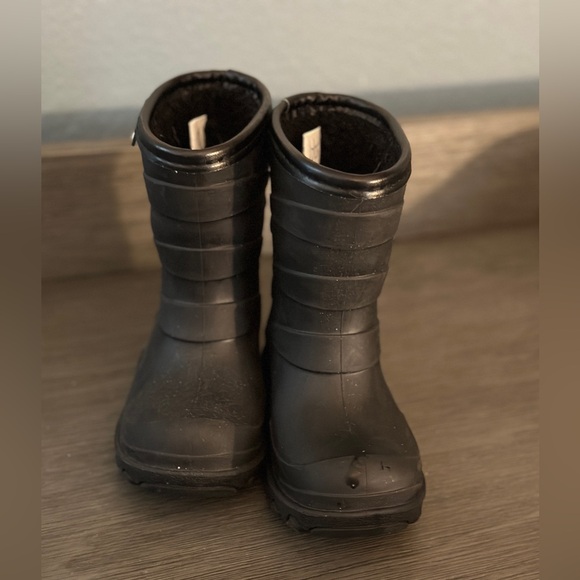 Wootie Rain Boots - Picture 6 of 8